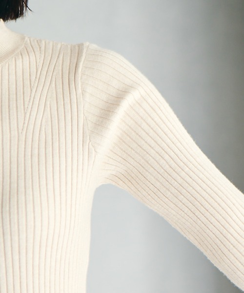 VIS(ビス)の「【吸湿発熱・エコベロ】リブ切替ハイネックニットプルオーバー【sustainable】(ニット/セーター・レディース・ブラック/オレンジ/ピンク/キナリ/ダークグリーン/グレー/イエロー系その他・FREE)」の19枚目の写真