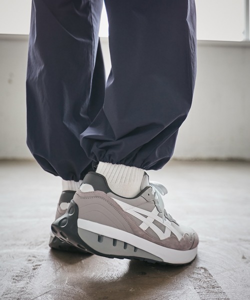 ASICS★JOGGER X81★アシックス スニーカー WHITE/SMOKE GREY Asics Jogger X81 Cushioned Sneakers Men's 12 White Grey Style