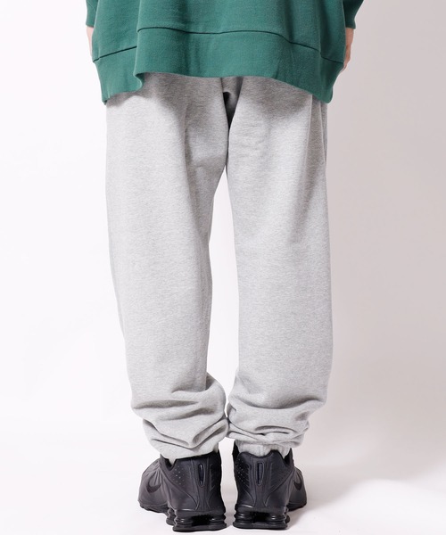 REIGNING CHAMP（レイニングチャンプ）の「REIGNING CHAMP/レイニングチャンプ MIDWEIGHT TERRY CLASSIC SWEATPANTスウェットパンツ（スウェットパンツ・メンズ・ブラック/グレー・M/L/XL）」の4枚目の写真