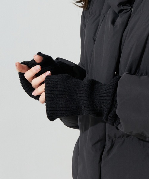 Chico（チコ）の「リブアームウォーマー（アームカバー・レディース・グレー/ブラック/アイボリー/ベージュ/ピンク・FREE）」の16枚目の写真