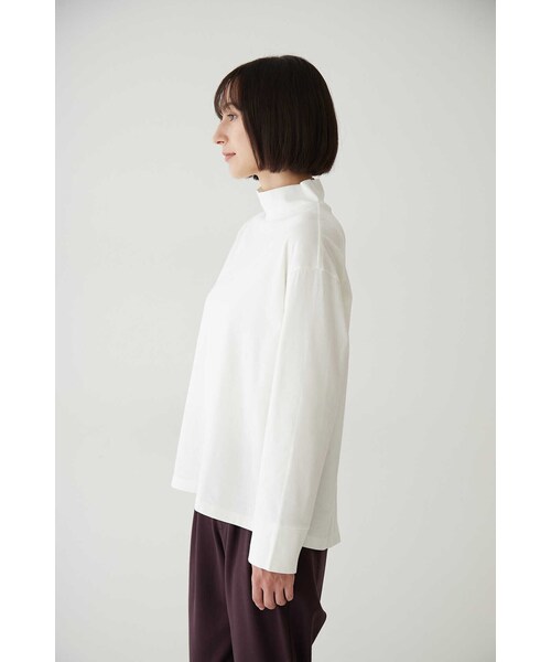 human woman（ヒューマンウーマン）の「◆バックスリットカットソー（Tシャツ/カットソー・レディース・ホワイト/ネイビー・MEDIUM）」の8枚目の写真