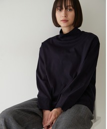 ◆バックスリットカットソー