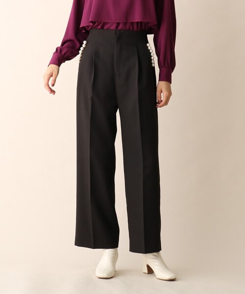 OPAQUE.CLIP（オペークドットクリップ）の「◆フェイクパール釦ストレートパンツ（その他パンツ・レディース・ブラック/オフホワイト/ブルー・38/36）」の3枚目の写真