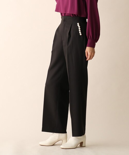 OPAQUE.CLIP（オペークドットクリップ）の「◆フェイクパール釦ストレートパンツ（その他パンツ・レディース・ブラック/オフホワイト/ブルー・38/36）」の14枚目の写真