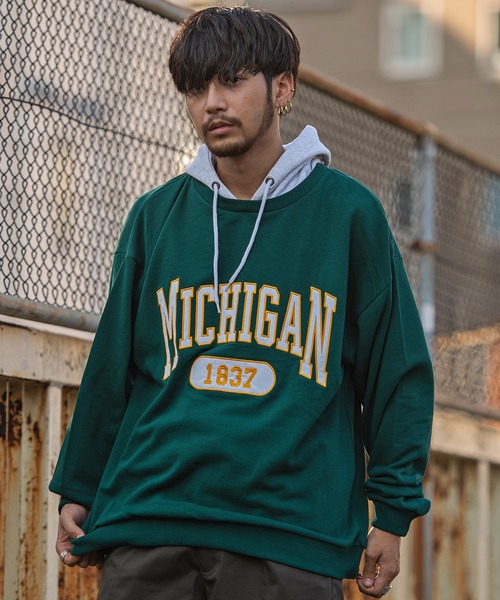 SILVER BULLET(シルバーバレット)の「『SILVER BULLET SELECT AP/シルバーバレットセレクト』裏毛フェイクフードカレッジプルオーバー(Tシャツ/カットソー・メンズ・アッシュグレー/ネイビー/ゴールド/グリーン・L/M)」の3枚目の写真