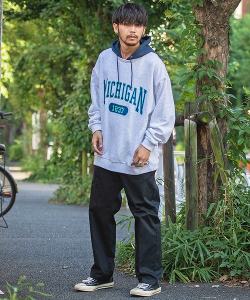 SILVER BULLET(シルバーバレット)の「『SILVER BULLET SELECT AP/シルバーバレットセレクト』裏毛フェイクフードカレッジプルオーバー(Tシャツ/カットソー・メンズ・アッシュグレー/ネイビー/ゴールド/グリーン・L/M)」の5枚目の写真