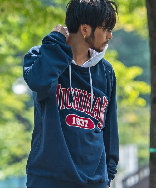 SILVER BULLET(シルバーバレット)の「『SILVER BULLET SELECT AP/シルバーバレットセレクト』裏毛フェイクフードカレッジプルオーバー(Tシャツ/カットソー・メンズ・アッシュグレー/ネイビー/ゴールド/グリーン・L/M)」の11枚目の写真