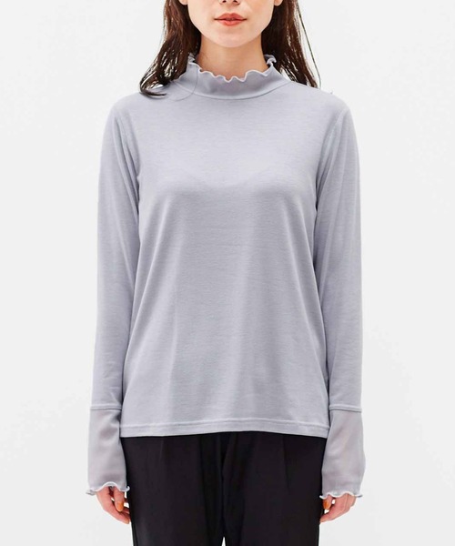 Live in comfort（リブインコンフォート）の「リブ　イン　コンフォート　華やぎも目隠しも同時にかなえる！　やわらかチュール遣いのインナートップス（Tシャツ/カットソー・レディース・オフホワイト/ブラック/ライトグレー・LARGE/X-LARGE/MEDIUM/XX-LARGE/XXX-LARGE/SMALL）」の3枚目の写真