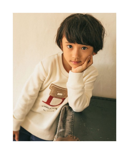 BeBe（ベベ）の「BeBe/マシュマロ裏毛ロゴ刺繍トレーナー(90~150cm)（スウェット・キッズ・グレー/オフホワイト・150/90/110/130/140/120/100）」の16枚目の写真