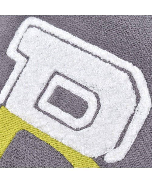 BeBe（ベベ）の「BeBe/マシュマロ裏毛ロゴ刺繍トレーナー(90~150cm)（スウェット・キッズ・グレー/オフホワイト・150/90/110/130/140/120/100）」の17枚目の写真