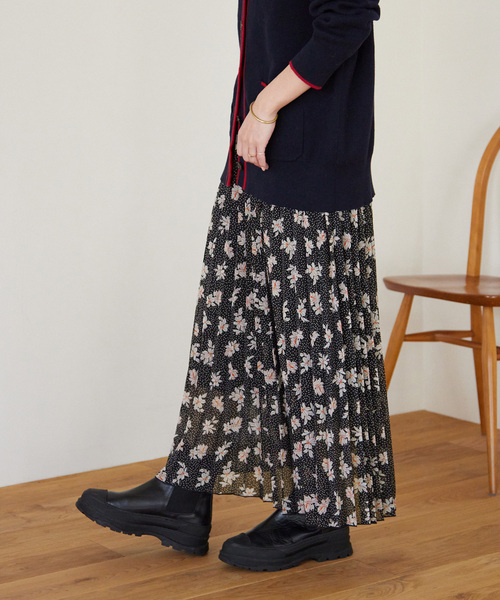 JOURNAL STANDARD relume(ジャーナルスタンダード レリューム)の「ドットフラワープリントプリーツスカート(スカート・レディース・ブラック/ネイビー・FREE)」の15枚目の写真