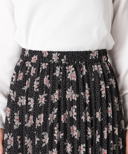 JOURNAL STANDARD relume(ジャーナルスタンダード レリューム)の「ドットフラワープリントプリーツスカート(スカート・レディース・ブラック/ネイビー・FREE)」の5枚目の写真
