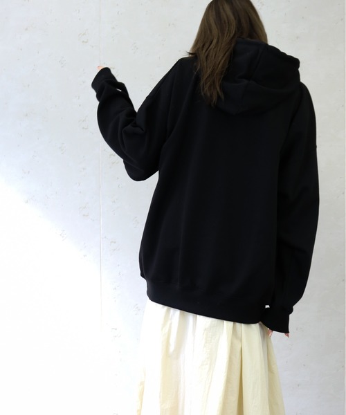 POLO BCS（ポロ ビーシーエス）の「POLO BCS/ポロ　ビーシーエス　T/C裏毛カレッジロゴプルパーカー（パーカー・メンズ・ホワイト/ブラック/ネイビー・MEDIUM/LARGE）」の19枚目の写真