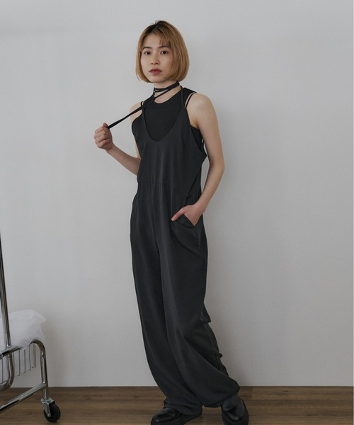 INSIIS（インシス）の「リボンサロペット（サロペット/オーバーオール・レディース・ベージュ/ブラック・S/フリー）」の12枚目の写真