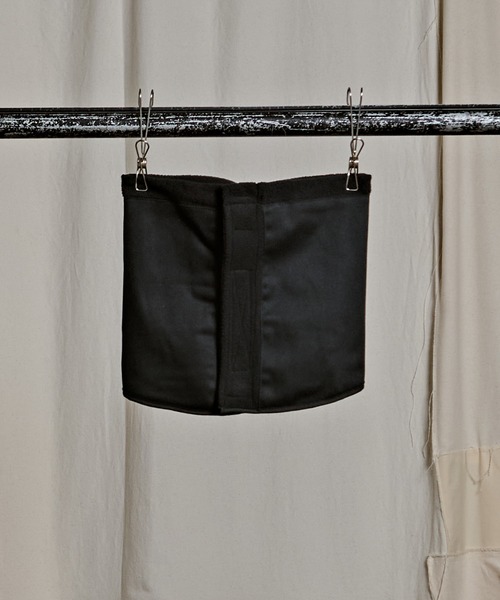 BELLWOODMADE（ベルウッドメイド）の「【難燃 加工】FIRE PROOF NECK WARMER / 難燃 / ネックウォーマー（ネックウォーマー/スヌード・メンズ・ブラック・ONE SIZE）」の13枚目の写真