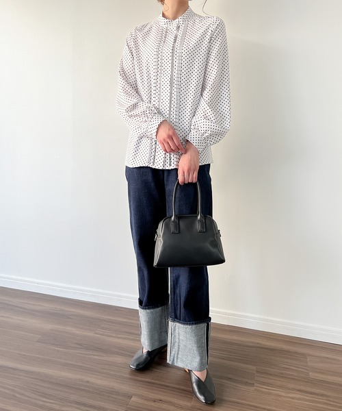 ドットスタンドカラーピンタックブラウス