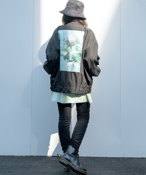 INTERPLAY（インタープレイ）の「【INTERPLAY x Toru Kajioka】「Fantastic Flower」 ライト ジャケット（MA-1・レディース・ブラウン/ブラック・FREE）」の12枚目の写真