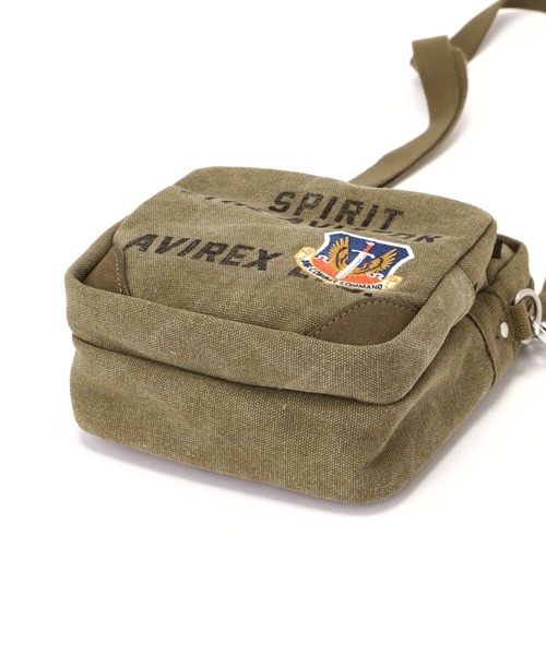 AVIREX（アヴィレックス）の「STENCIL SHOULDER BAG / ステンシル ショルダー バッグ /  AVIREX / アヴィレックス（ショルダーバッグ・メンズ・オリーブ系・F）」の14枚目の写真
