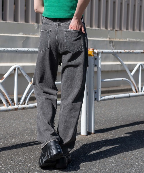 WEGO（ウィゴー）の「WEGO/スーパーヘビークラッシュローライズパンツ（デニムパンツ・レディース・ブラック系その他/ライトインディゴブルー・SMALL/MEDIUM）」の15枚目の写真