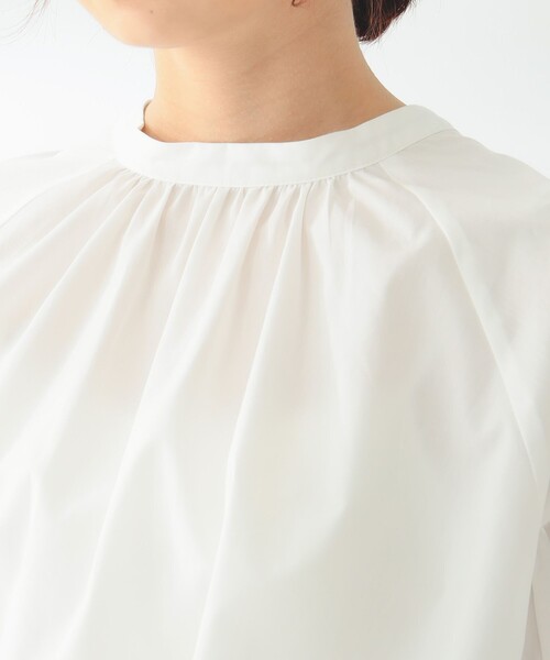 B:MING by BEAMS(ビーミングバイビームス)の「B:MING by BEAMS / 2WAY シャーリング ブラウス(シャツ/ブラウス・レディース・ライトグレー系/オフホワイト/ラベンダー・MEDIUM/SMALL)」の17枚目の写真