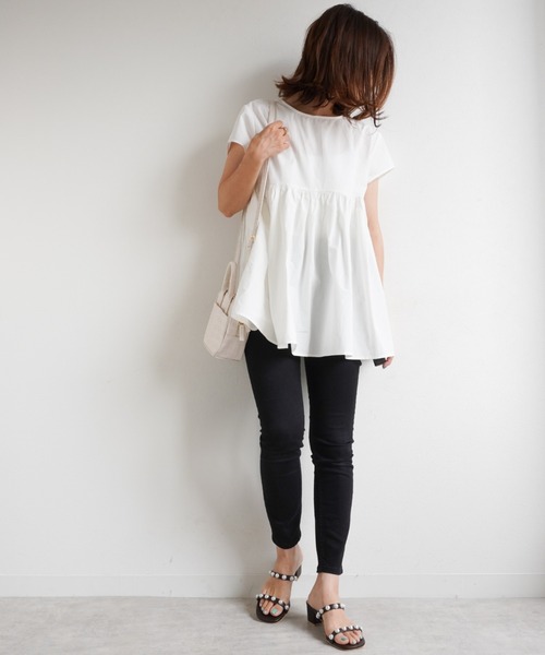 Fabby fabby（ファビィーファビィー）の「パールツーベルトサンダル（サンダル・レディース・ブラウン/オフホワイト/ブラック・SMALL/MEDIUM/LARGE）」の22枚目の写真