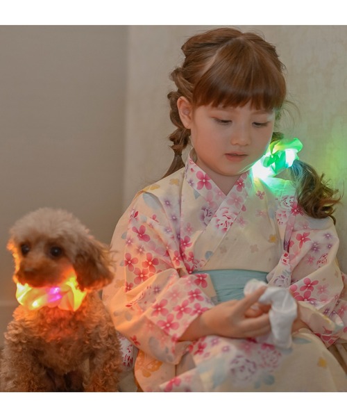 Catherine Cottage（キャサリンコテージ）の「【ZOZO限定】光るシュシュ（シュシュ・レディース・ブルー/グレー/パープル/イエロー/オレンジ/ホワイト/ピンク/グリーン/レッド/ライラック/ライトイエロー/ブラック・FREE）」の14枚目の写真