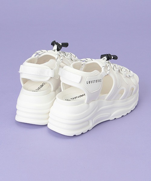 LOVETOXIC(ラブトキシック)の「ドローコードスポーツサンダル(サンダル・キッズ・ベージュ/ブラック/オフホワイト・S/L/M)」の9枚目の写真