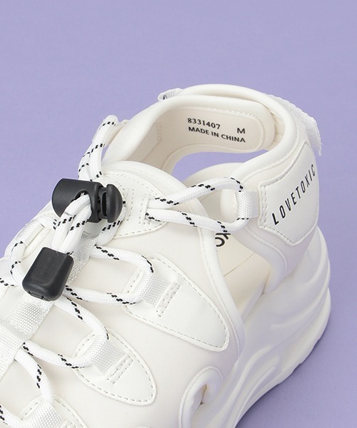 LOVETOXIC(ラブトキシック)の「ドローコードスポーツサンダル(サンダル・キッズ・ベージュ/ブラック/オフホワイト・S/L/M)」の14枚目の写真