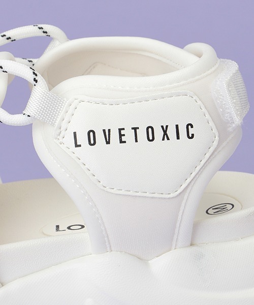 LOVETOXIC(ラブトキシック)の「ドローコードスポーツサンダル(サンダル・キッズ・ベージュ/ブラック/オフホワイト・S/L/M)」の13枚目の写真