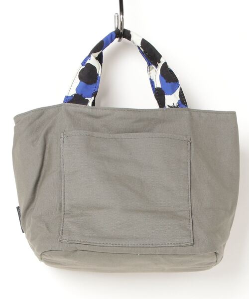 mis zapatos（ミス　サパト）の「柄スカート仕切りトート（トートバッグ・レディース・オフホワイト/ブラック/グレー・ONE SIZE）」の4枚目の写真