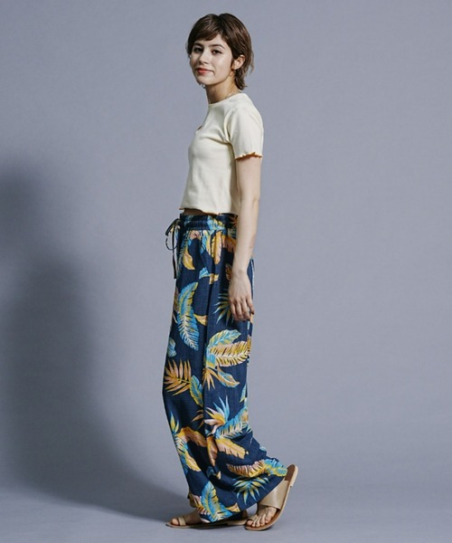 RVCA(ルーカ)の「RVCA/ルーカ ワンポイントミニTシャツ BD043-235(Tシャツ/カットソー・レディース・ブラック/ベージュ・S/M)」の3枚目の写真