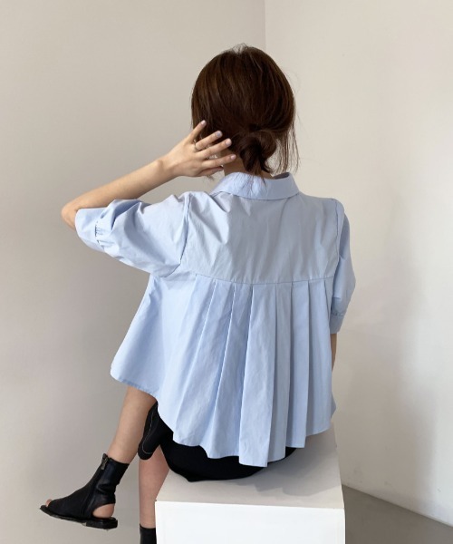 Achic(アシック)の「バブルスリーブゆったり後ろプリーツシャツ(シャツ/ブラウス・レディース・ブルー/ホワイト/ダークブルー・M)」の21枚目の写真