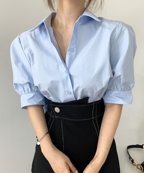 Achic(アシック)の「バブルスリーブゆったり後ろプリーツシャツ(シャツ/ブラウス・レディース・ブルー/ホワイト/ダークブルー・M)」の14枚目の写真