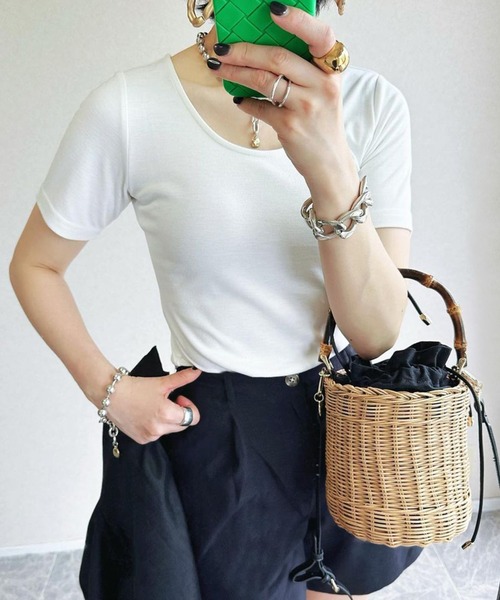 KOBE LETTUCE（コウベレタス）の「[骨格別][UVカット][接触冷感]真夏の制服Tシャツ（Tシャツ/カットソー・レディース・ブラック系2/ブラック系/ホワイト系/ブラック系1/ホワイト系1/ホワイト系2・M3/S1/M1/L2/M2/S2/L3/L1/S3）」の3枚目の写真