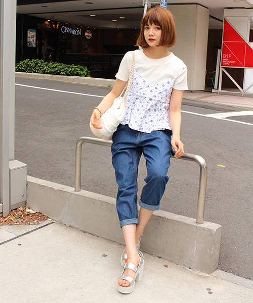 mystic（ミスティック）の「【村田 倫子× mystic LIMITED ITEM】花柄ﾌﾚｱｷｬﾐｿｰﾙ（シャツ/ブラウス・レディース・オフホワイト/ブラック/ブルー・FREE）」の6枚目の写真