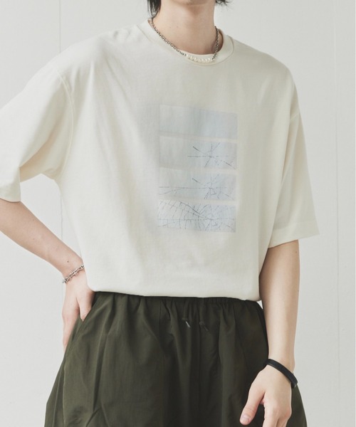 ln fortis(ロンフォルティス)の「ln fortis - ロン フォルティス グラフィックT(Tシャツ/カットソー・メンズ・ブラック/ホワイト・MEDIUM/SMALL)」の9枚目の写真