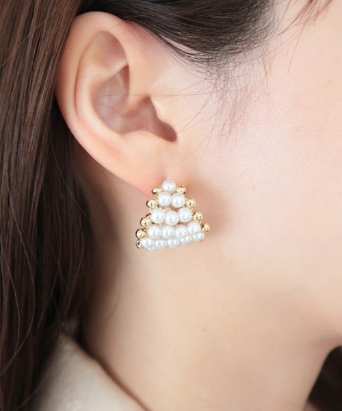 AMBIENT（アンビエント）の「ｽﾓｰﾙﾊﾟｰﾙｺﾞｰﾙﾄﾞﾋﾟｱｽ（ピアス（両耳用  