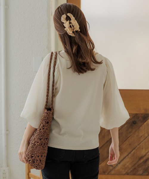 flower（フラワー）の「フェミニンバルーントップ（Tシャツ/カットソー・レディース・アイボリー/ブラウン・FREE）」の5枚目の写真