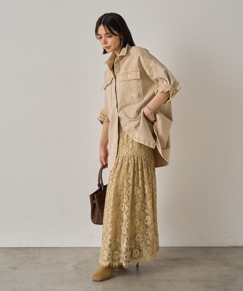 【Loungedress】ダメージデニムシャツ　ベージュ Sサイズ セール】ダメージデニムシャツ（シャツ/ブラウス）｜LOUNGEDRESS