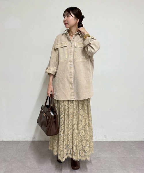 【Loungedress】ダメージデニムシャツ ベージュ Sサイズ ダメージデニムシャツ(シャツ/ブラウス)|LOUNGEDRESS