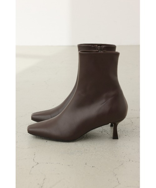 crie conforto（クリーコンフォルト）の「CC/Mフロントラインスクエアトゥブーツ（ブーツ・レディース・オフホワイト/ブラック/ブラウン・LARGE/SMALL/MEDIUM/LL）」の4枚目の写真