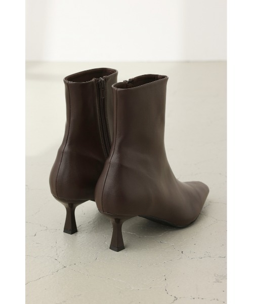 crie conforto（クリーコンフォルト）の「CC/Mフロントラインスクエアトゥブーツ（ブーツ・レディース・オフホワイト/ブラック/ブラウン・LARGE/SMALL/MEDIUM/LL）」の5枚目の写真