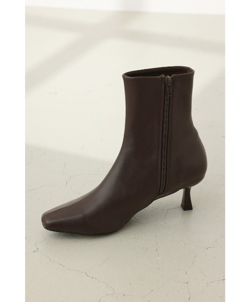 crie conforto（クリーコンフォルト）の「CC/Mフロントラインスクエアトゥブーツ（ブーツ・レディース・オフホワイト/ブラック/ブラウン・LARGE/SMALL/MEDIUM/LL）」の9枚目の写真