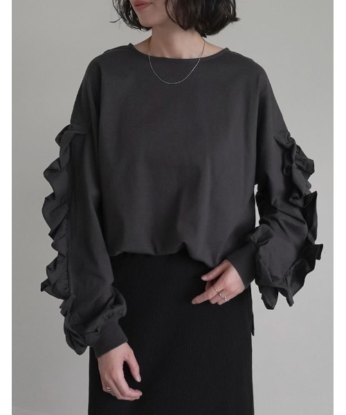 Re:EDIT（リエディ）の「[販売枚数8千枚突破！][1枚でこなれ見え]袖フリル長袖カットソー（Tシャツ/カットソー・レディース・ホワイト/ブラック/チャコールグレー・LARGE/MEDIUM）」の22枚目の写真