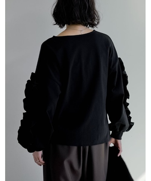 Re:EDIT（リエディ）の「[販売枚数8千枚突破！][1枚でこなれ見え]袖フリル長袖カットソー（Tシャツ/カットソー・レディース・ホワイト/ブラック/チャコールグレー・LARGE/MEDIUM）」の15枚目の写真