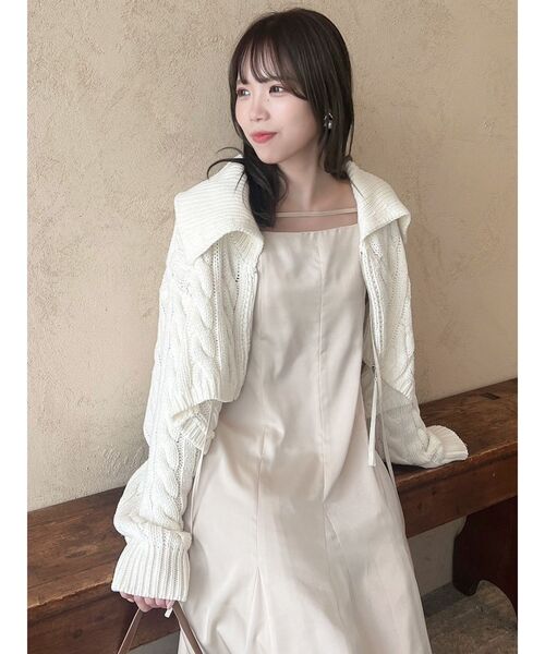 dazzlin（ダズリン）の「ビッグカラーケーブルZIPカーディガン（カーディガン/ボレロ・レディース・レッド/チャコールグレー/オフホワイト・FREE）」の9枚目の写真