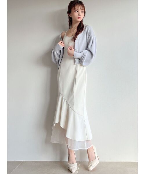 RESEXXY(リゼクシー)の「パフスリーブニットカーディガン(カーディガン/ボレロ・レディース・ブラック/ブルー/アイボリー・FREE)」の18枚目の写真