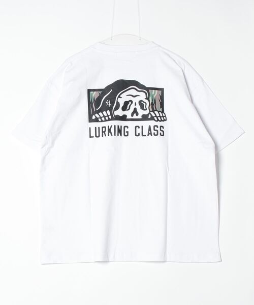 LURKING CLASS（ラーキングクラス）の「【ムラサキスポーツ限定】LURKING CLASS/ラーキングクラス 半袖Tシャツ バックプリント カモ柄  ST24STM14（Tシャツ/カットソー・メンズ・ホワイト/ブラック・XL/L/M）」の6枚目の写真