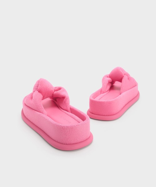 CHARLES & KEITH(チャールズ & キース)の「Loey ローイー テクスチャー ノットスライド(サンダル・レディース・ベージュ/ピンク・22.5cm/23cm/23.5cm/24.5cm/25cm/25.5cm)」の9枚目の写真