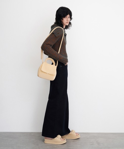CHARLES & KEITH(チャールズ & キース)の「Loey ローイー テクスチャー ノットスライド(サンダル・レディース・ベージュ/ピンク・22.5cm/23cm/23.5cm/24.5cm/25cm/25.5cm)」の14枚目の写真